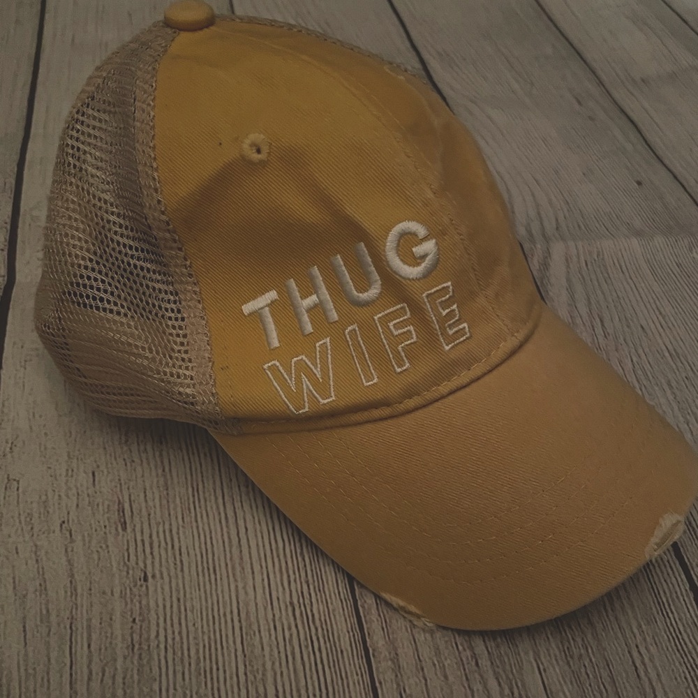 DISTRESSED TRUCKER HAT! “THUG WIFE”!